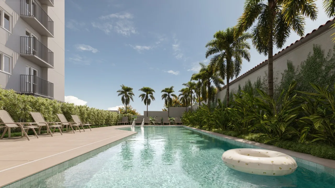 Piscina com deck e solário do empreendimento Elev Alto do Ipiranga, em Ipiranga